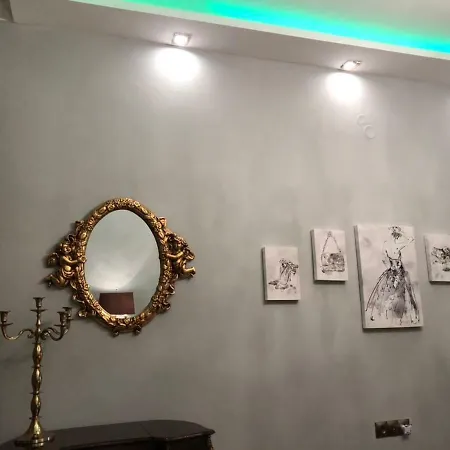 아파트 μesogios Royal Luxury *