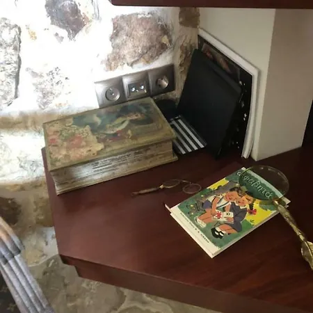 Apartment μesogios Royal Luxury