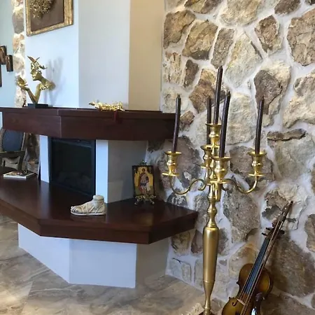 μesogios Royal Luxury